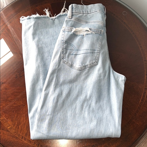 AE Dreamy Drape Stretch Curvy Super High-Waisted Ripped Baggy Wide-Leg, 2 Short - Picture 8 of 8